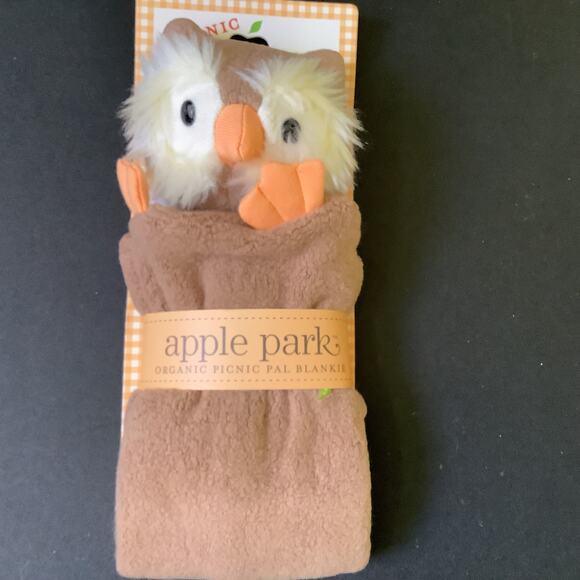Apple Park Owl Organic Picnic Pal Blankie - NWT - Naturally Hypoallergenic - Picture 1 of 6